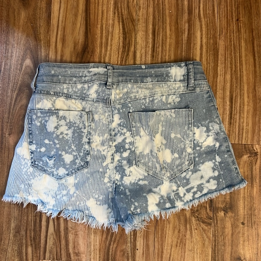 Jean shorts - Picture 2 of 2